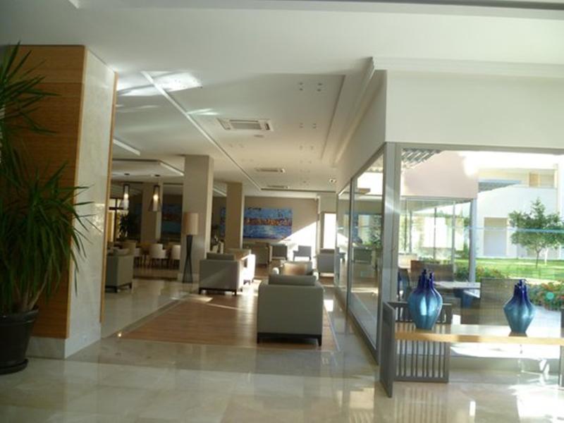 Turquoise Resort Side