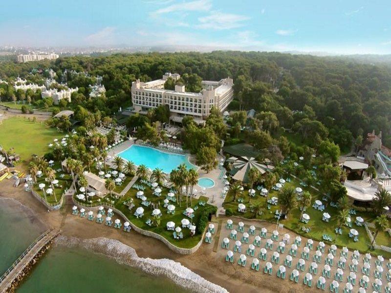 Resort Turquoise