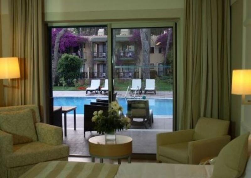 Turquoise 5* Side
